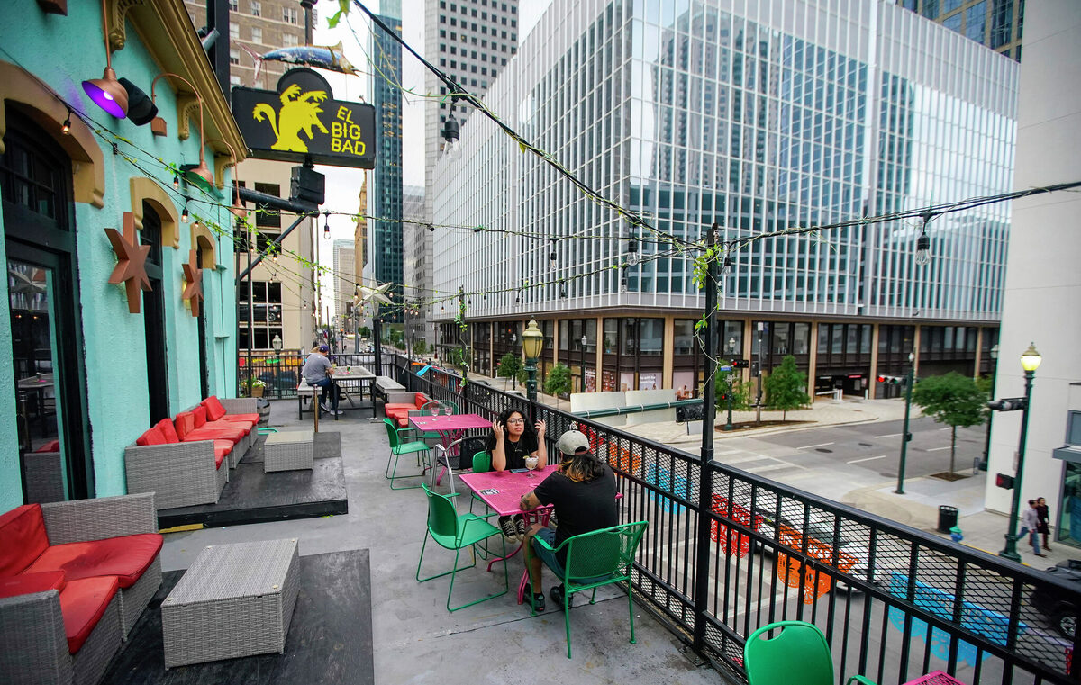 Rooftop bar Houston